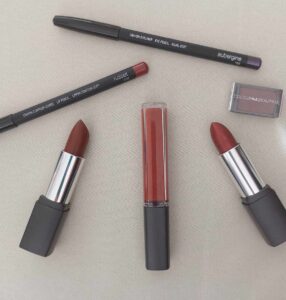 burgundy shades of colour me beautiful makeup